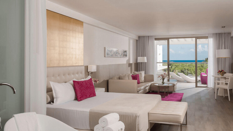 Platinum Yucatan Princess Hotel